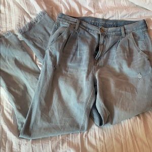American Eagle Mom Jeans